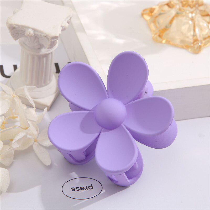 Retro Y2K Flower Shaped Hair Clip - Perfect for 90s and Grunge Outfits