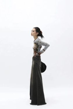 Y2K Retro Dark Wash Distressed Wide Leg Jeans - Perfect for 90s and Grunge Outfits
