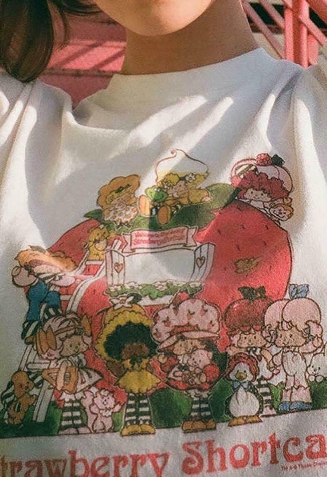 90s-Style Cartoons Top: Y2K Fashion Nostalgia with a Retro Vibe