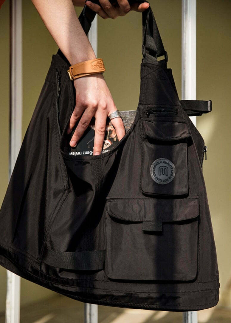 ant Convertible Utility Vest/Bag - Y2K Fashion, Coquette & Grunge Aesthetic