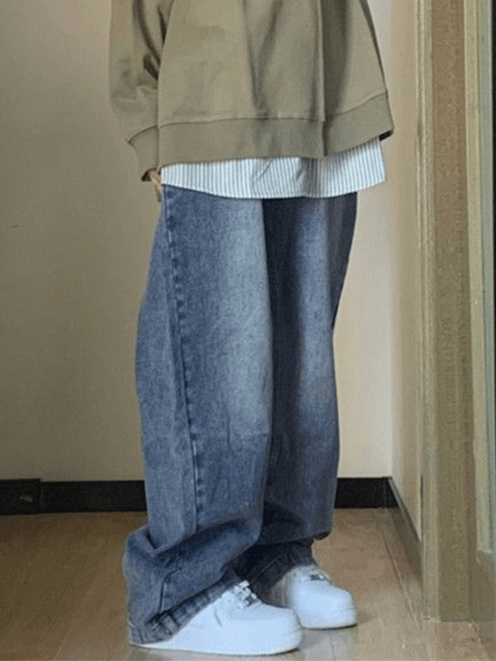 Blue Wash Boyfriend Jeans with Pocket Design - Y2K Fashion Aesthetic for Women