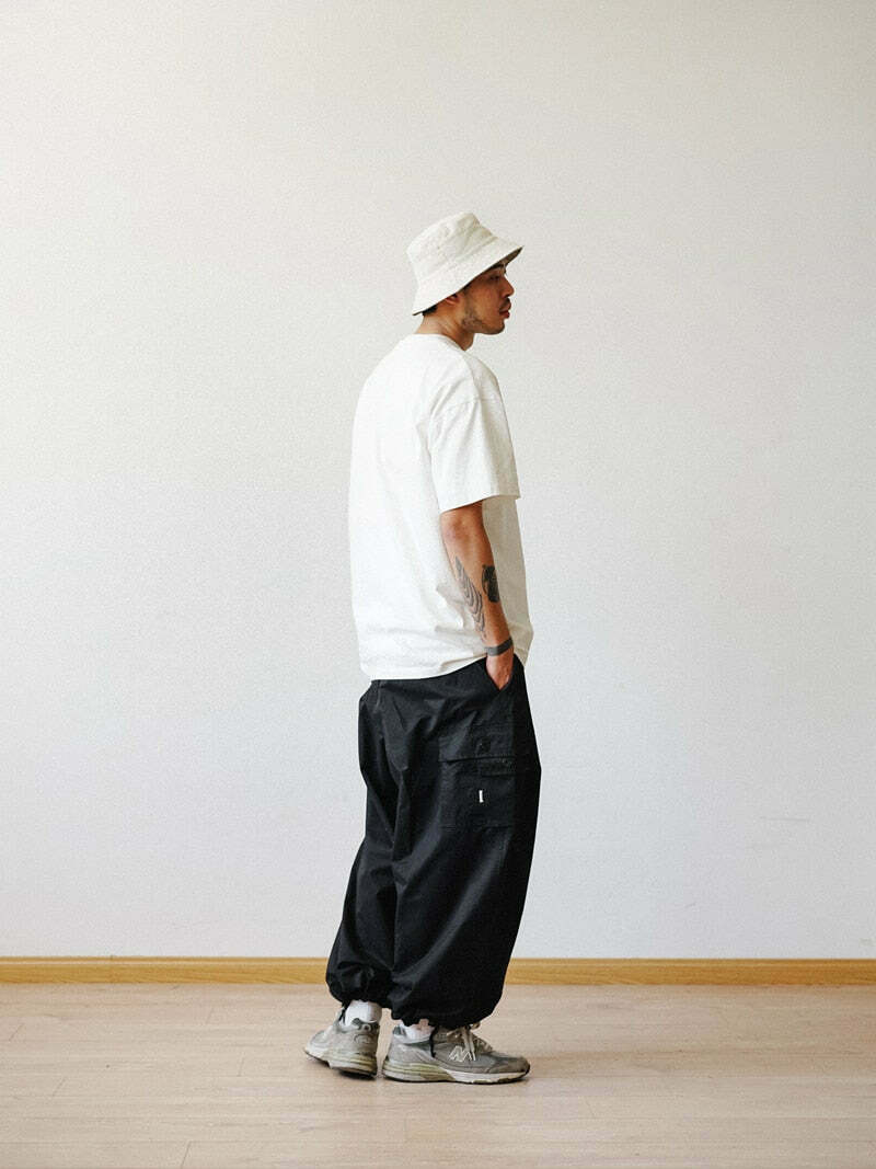 Cargo Parachute Pants: Y2K Fashion Staple with a Grunge Aesthetic Twist for Women's Niche Style