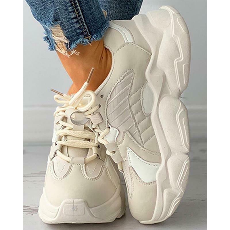 Chunky Sneakers: Y2K Fashion Statement with Coquette Aesthetic and Grunge Style