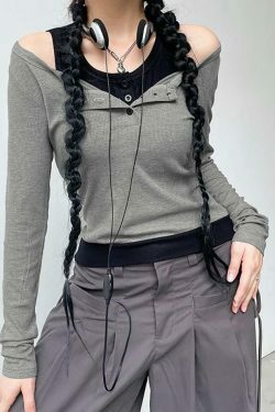 Color-Block Crop Top: Y2K Aesthetic Long Sleeve Mock Two Piece for Women