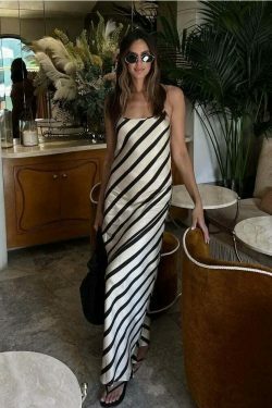 Coquette Aesthetic Backless Maxi Dress - Y2K Fashion with Grunge Style and Pastel Goth Vibes