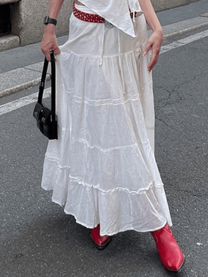 Coquette Aesthetic Cargo Skirt: Y2K Fashion Grunge Style with Pastel Goth Vibes