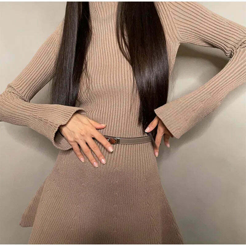 Coquette Aesthetic Cargo Skirt: Y2K Fashion Grunge Style with Pastel Goth Vibes