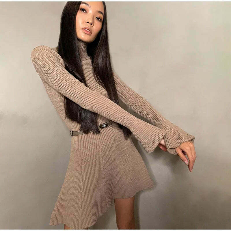 Coquette Aesthetic Cargo Skirt: Y2K Fashion Grunge Style with Pastel Goth Vibes