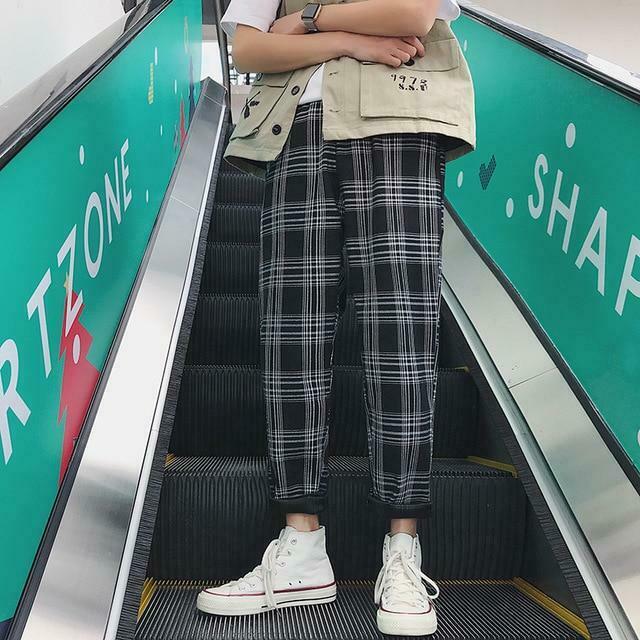 Coquette Aesthetic Cargo Skirt: Y2K Fashion Grunge Style with Relaxed Plaid Pants