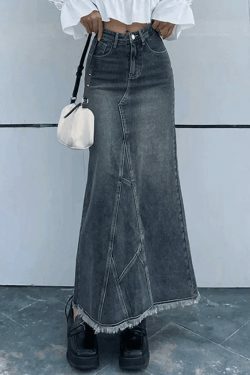 Coquette Aesthetic Cargo Skirt: Y2K Fashion with Grunge & Pastel Goth Vibes