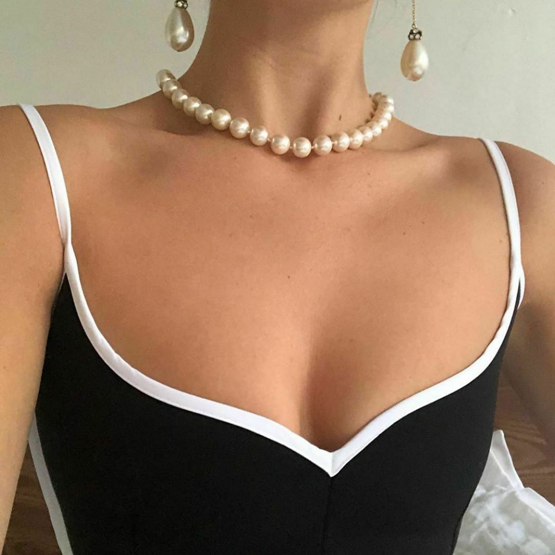 Coquette Aesthetic Ellin Hearted Neckline Cami - Y2K Fashion Grunge Style Cute Tops