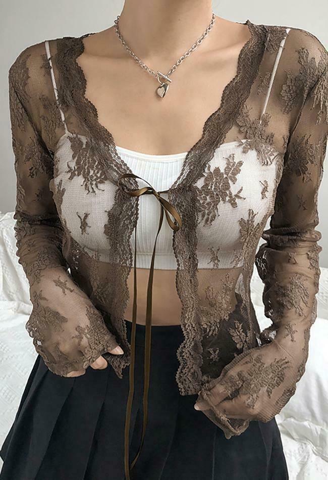 Coquette Aesthetic Lace Crop Blouse: Y2K Fashion, Grunge Style, Cute Tops & Pastel Goth