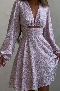 Coquette Aesthetic Pink V-Neck Dress for Women - Y2K Fashion Long-Sleeved Outfit