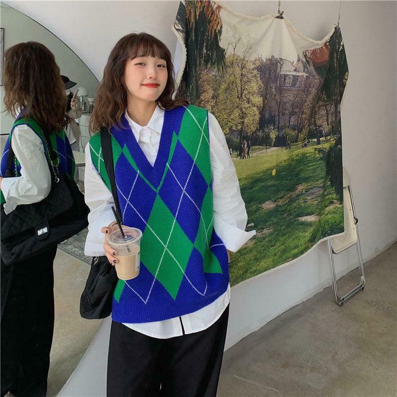 Coquette Aesthetic Runaway Oversized Sweater Vest in Y2K Fashion Style