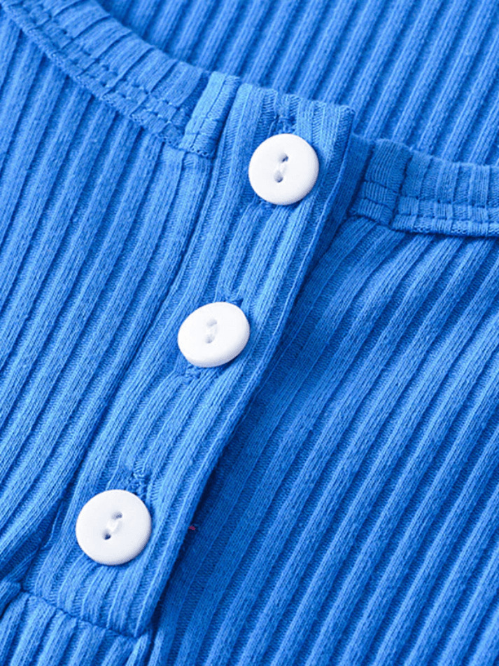 Coquette Aesthetic Solid Color Knit Top with Curved Hem