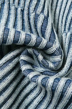 Coquette Aesthetic Stripe Zipper Cardigan: Y2K Fashion - Grunge Style, Cute Tops, Pastel Goth