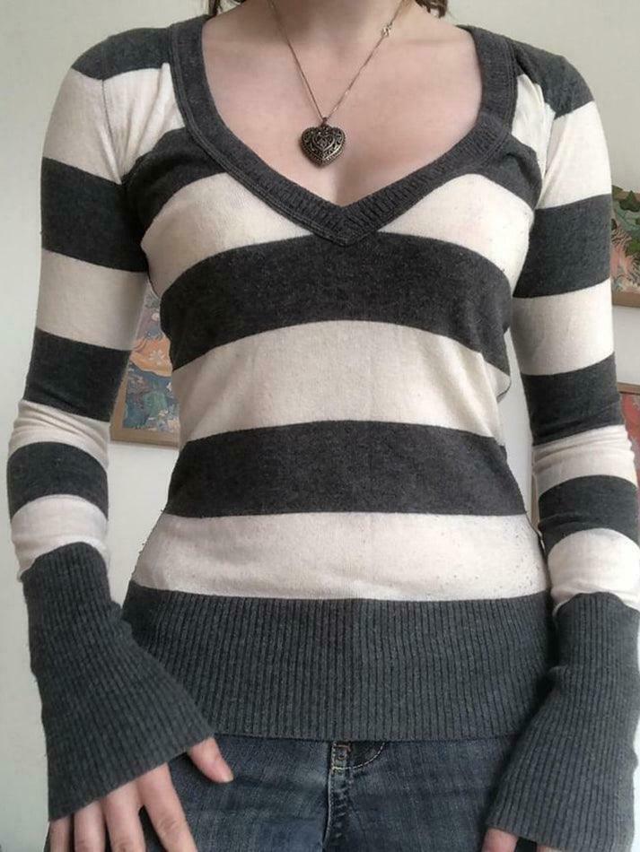 Coquette Aesthetic Striped Sweater: Y2K Fashion Slim-Fit Top for Women