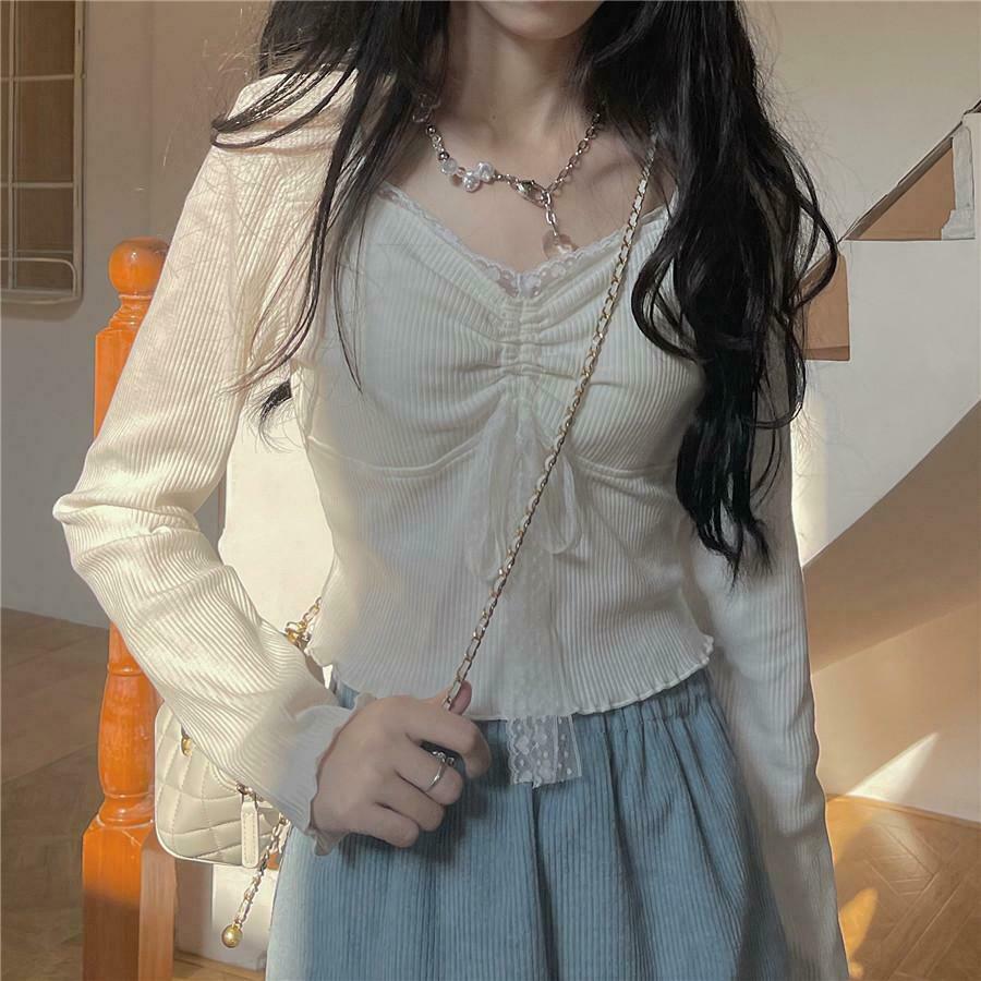 Coquette Aesthetic Vintage T-Shirt with Y2K Style and Grunge Vibes