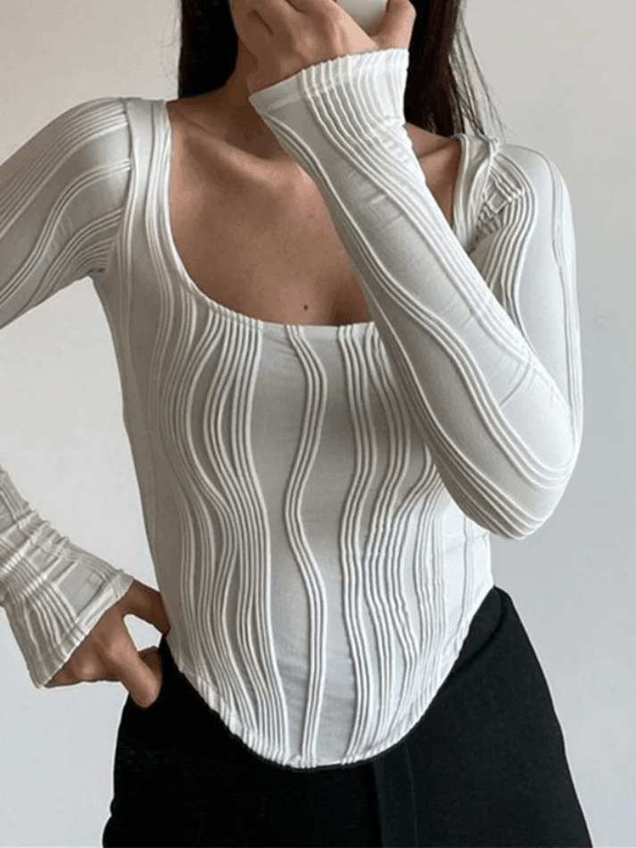 Coquette Aesthetic White Crop Top: Y2K Fashion with Grunge & Pastel Goth Vibes