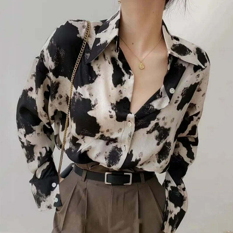 Countryside Charm Shirt - Vintage-inspired Y2K fashion with a touch of coquette and grunge aesthetic