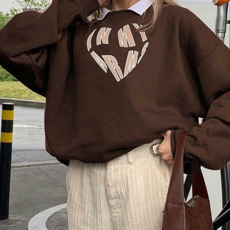 Cozy 'In My Arms' Sweatshirt - Y2K Aesthetic Fashion for Women
