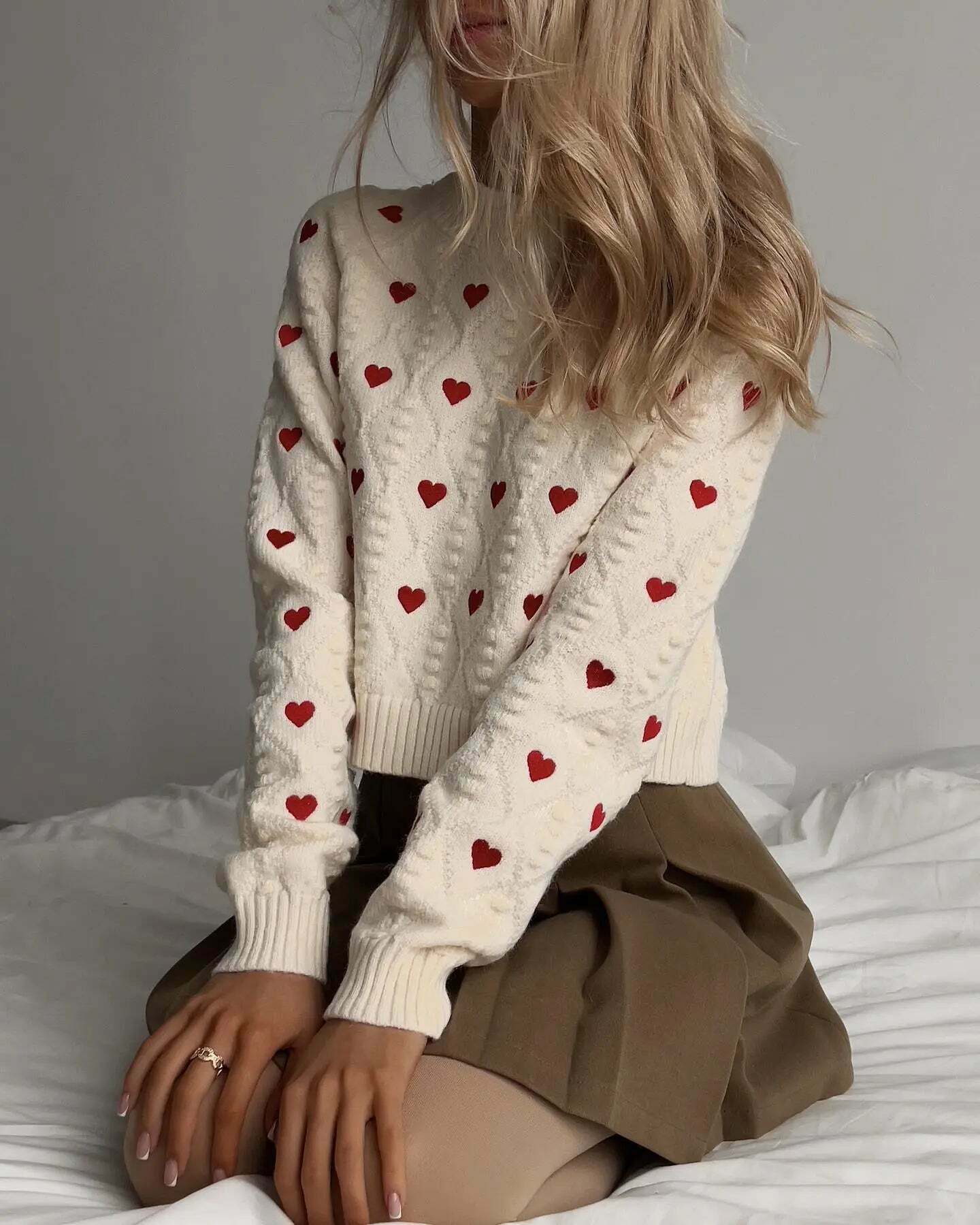 Cozy Cupid's Comfort Knit Sweater in Y2K Aesthetic for Women's Fashion