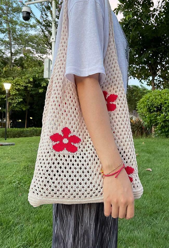 Cut-out Flowers Shoulder Eco Bag for Y2K Fashion Enthusiasts with Coquette and Grunge Aesthetic