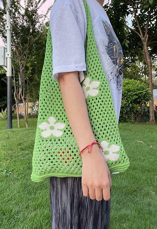 Cut-out Flowers Shoulder Eco Bag for Y2K Fashion Enthusiasts with Coquette and Grunge Aesthetic