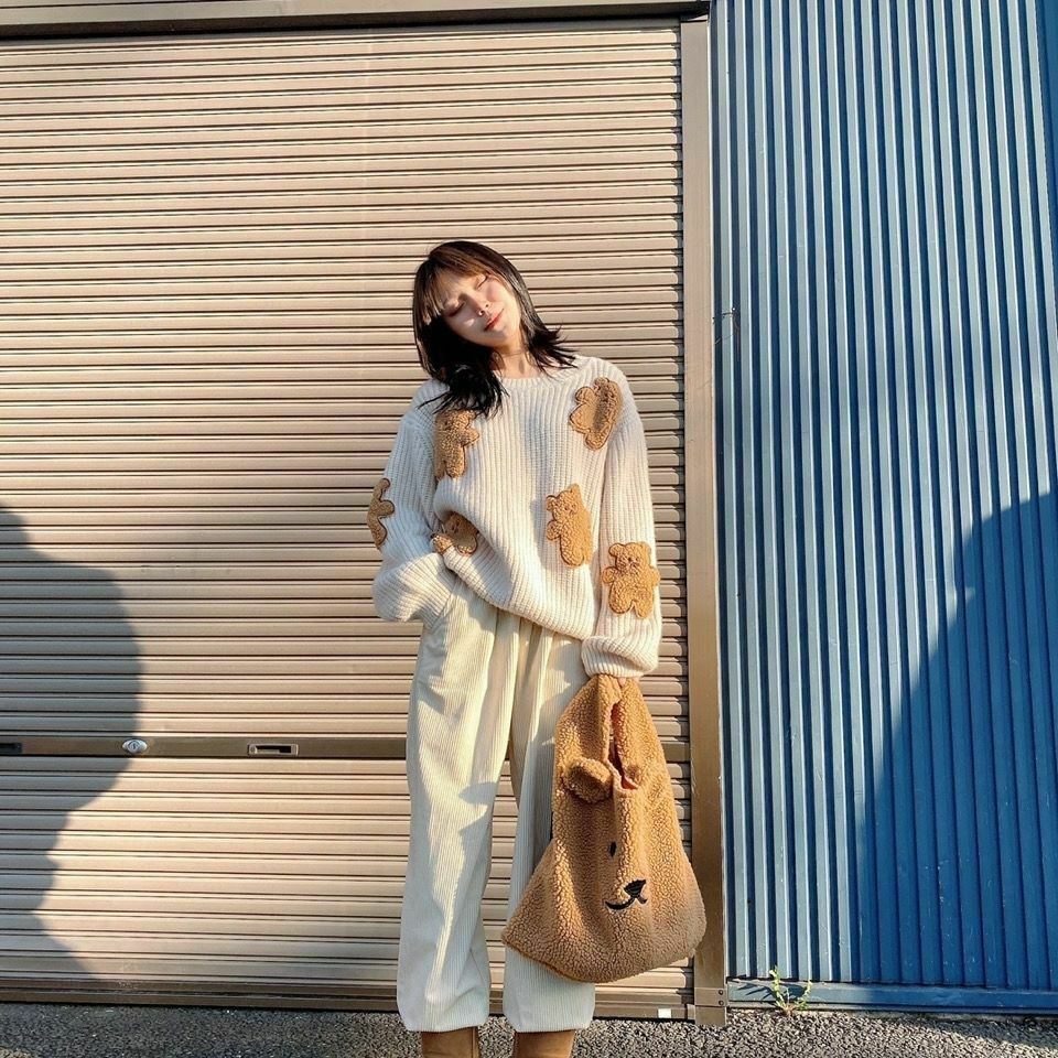 Dusty Bear Knit Pullover - Y2K Aesthetic with Grunge & Coquette Style