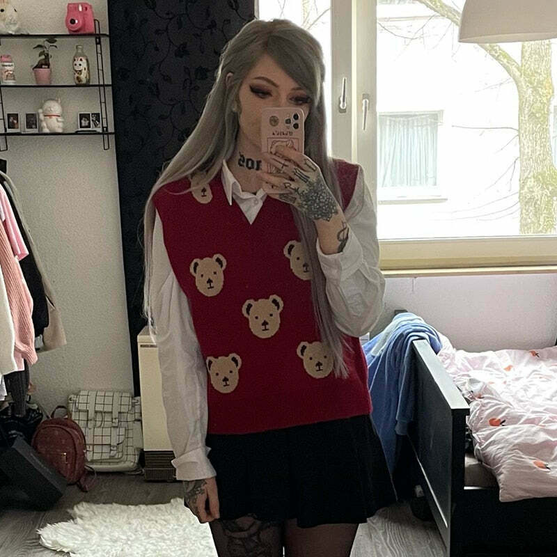 Kare Bear Printed Vest - Y2K Fashion Coquette Aesthetic Grunge Style Cute Tops Pastel Goth