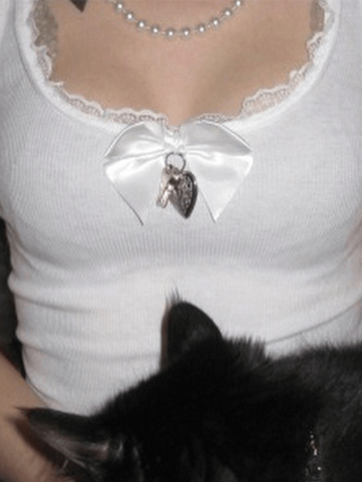 Lace Trim Bow White Tank Top - Y2K Aesthetic Coquette Grunge Pastel Goth
