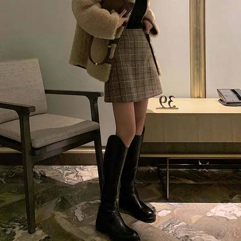 Plaid Sway & Chic Mini Skirt - Y2K Fashion Statement with Coquette Aesthetic Twist