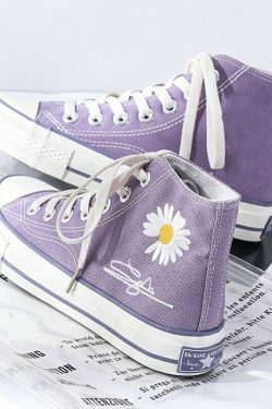 Purple & Black Lace-Up Sneakers with Daisy Decor - Y2K Fashion Aesthetic Women's Shoes