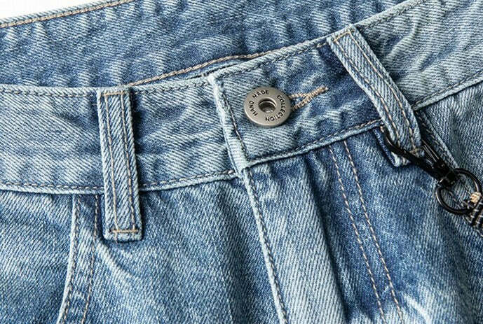 REKNAT Tapered Jeans with Keychain - Y2K Fashion Staple for Coquette Aesthetic Enthusiasts