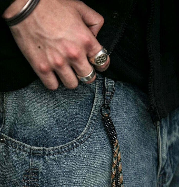 REKNAT Tapered Jeans with Keychain - Y2K Fashion Staple for Coquette Aesthetic Enthusiasts