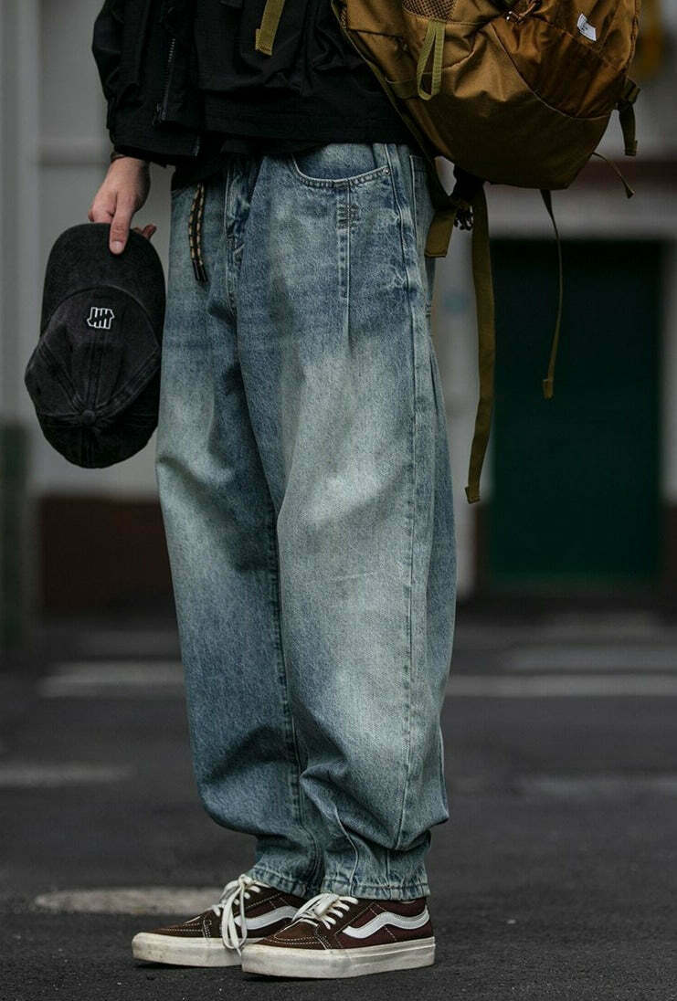 REKNAT Tapered Jeans with Keychain - Y2K Fashion Staple for Coquette Aesthetic Enthusiasts