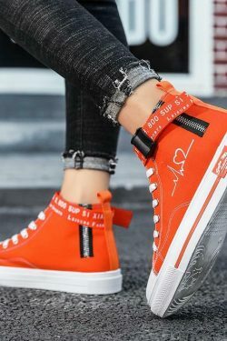 Retro Sneakers Heartbeat Design - Y2K Aesthetic Shoes for Niche Women's Fashion