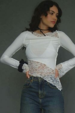 Sophia's Coquette Lace Tee: Y2K Fashion Aesthetic with Grunge and Pastel Goth Vibes