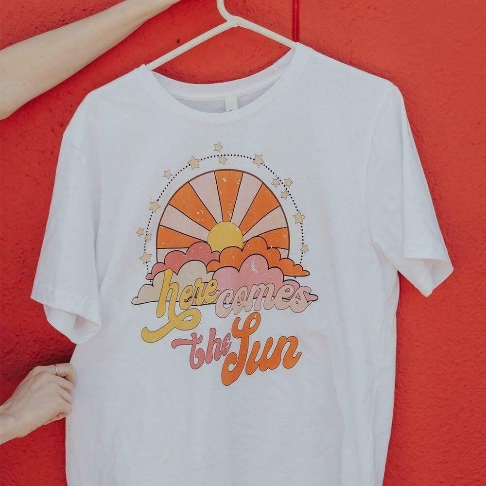 Sunshine Dreamer Graphic Tee - Y2K Aesthetic Top for Women - Coquette Style Fashion Statement