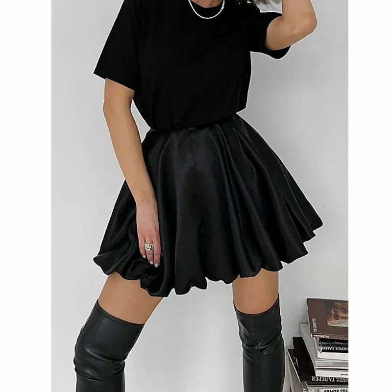 Twirl Tales Pleated Mini Skirt - Y2K Fashion with Coquette & Grunge Aesthetics