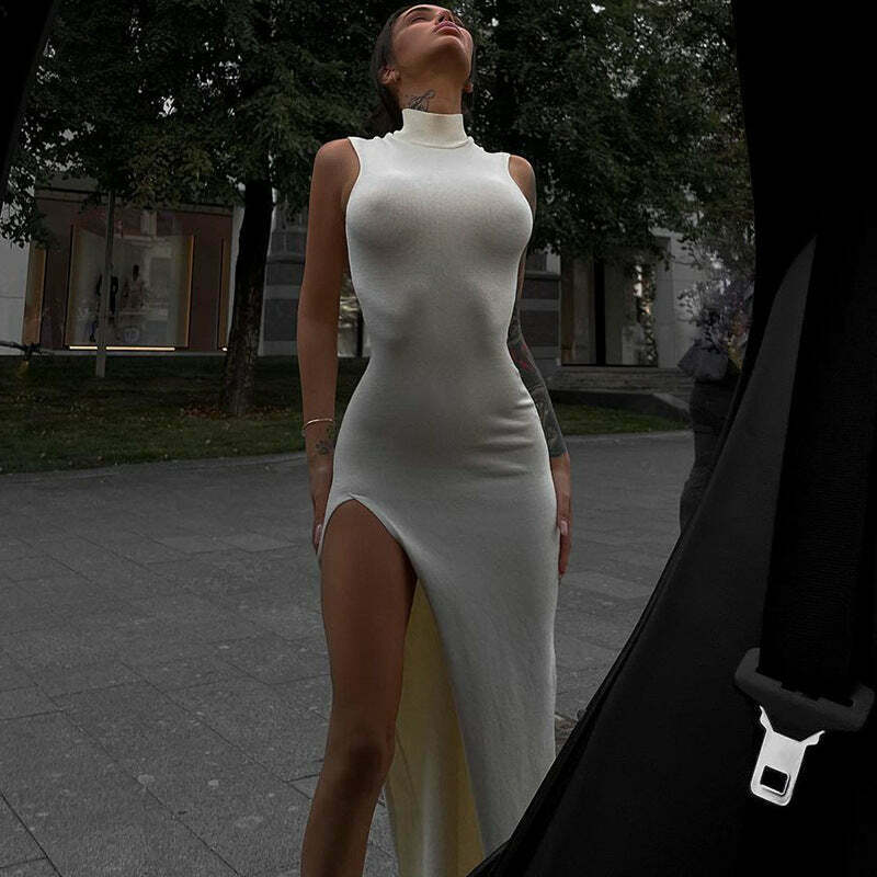 Vintage-Inspired Y2K Cargo Skirt Dress with Coquette Aesthetic and Grunge Style