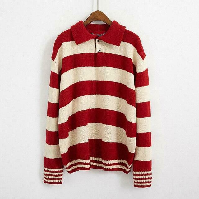 Vintage 90s Aesthetic Sweater: Y2K Fashion for Women - Coquette & Grunge Style Tops