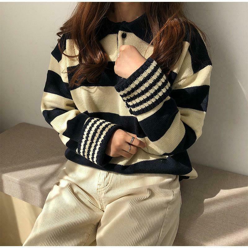 Vintage 90s Aesthetic Sweater: Y2K Fashion for Women - Coquette & Grunge Style Tops