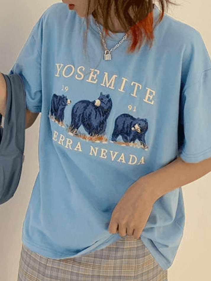 Vintage Bear Graphic Tee - Y2K Aesthetic Shirt with Coquette Style and Grunge Vibes