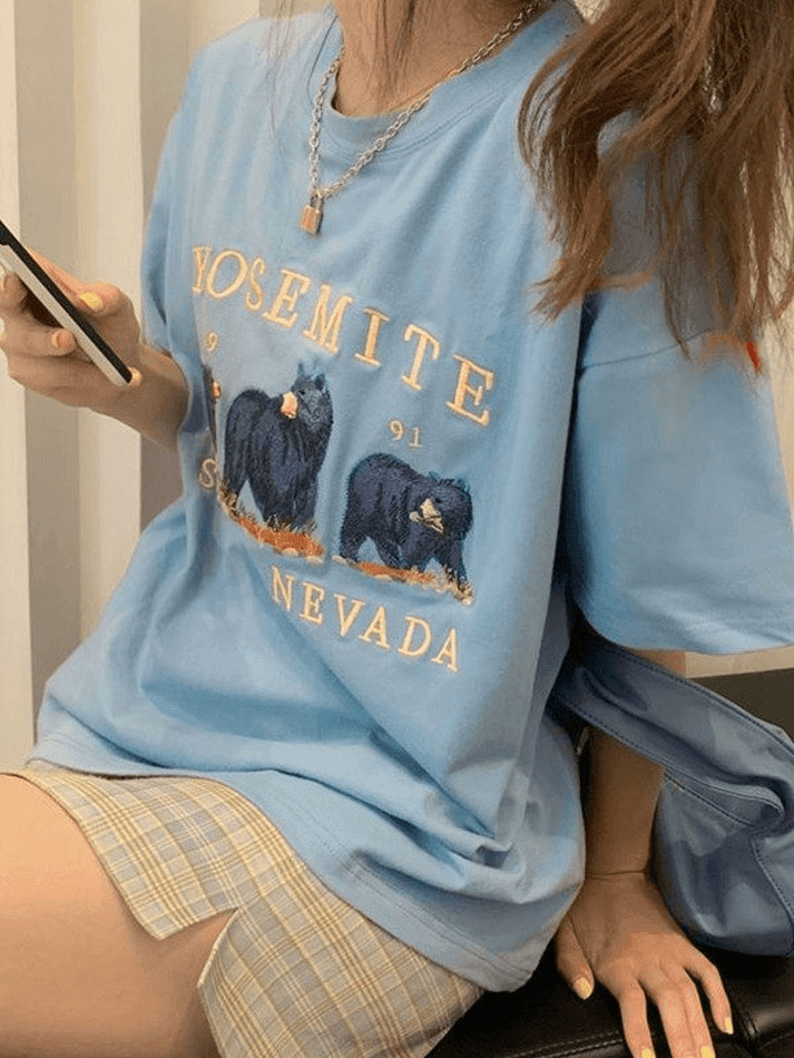 Vintage Bear Graphic Tee - Y2K Aesthetic Shirt with Coquette Style and Grunge Vibes