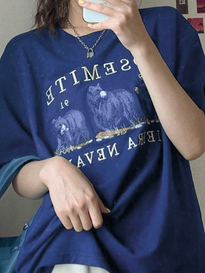 Vintage Bear Graphic Tee - Y2K Aesthetic Shirt with Coquette Style and Grunge Vibes