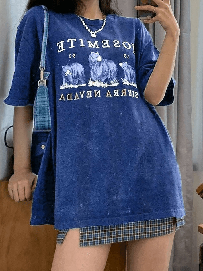 Vintage Bear Graphic Tee - Y2K Aesthetic Shirt with Coquette Style and Grunge Vibes