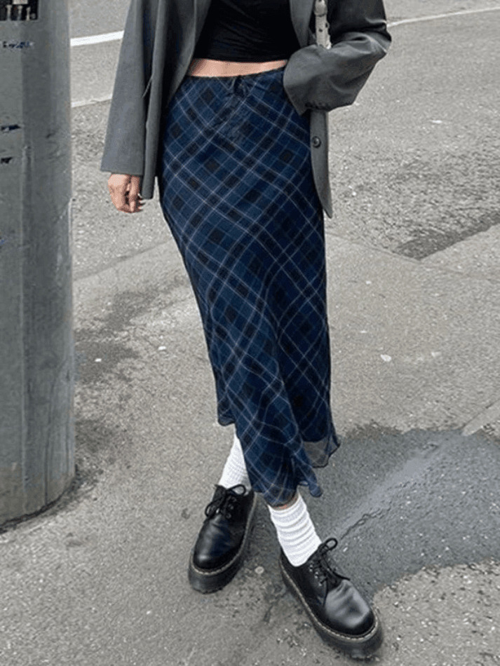 Vintage Checkered Maxi Skirt in Y2K Fashion Style for Coquette and Grunge Aesthetic Women