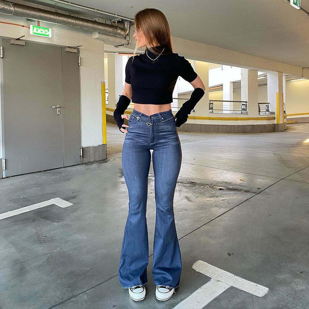 Vintage Flared Pants: Y2K Fashion Statement with Coquette Aesthetic & Grunge Style