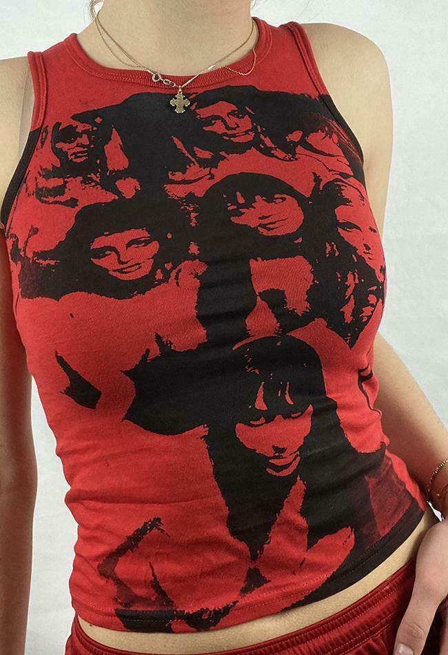 Vintage Girl Graphic Crop Tank - Y2K Aesthetic Coquette Style with Grunge & Pastel Goth Vibes